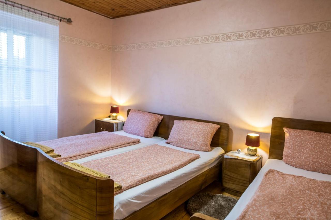 Seki Sest Villa Socerga Ngoại thất bức ảnh