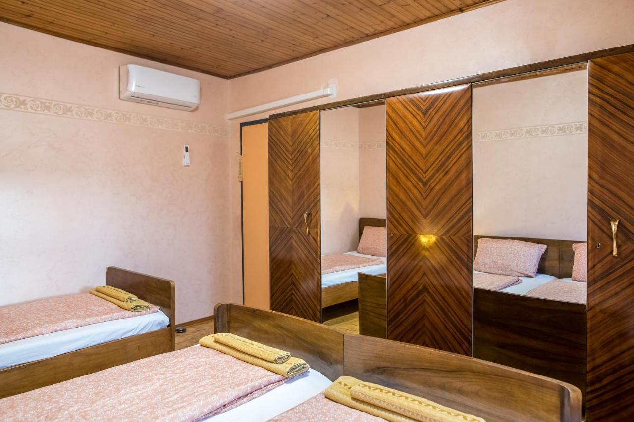 Seki Sest Villa Socerga Ngoại thất bức ảnh